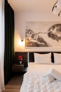 Sika Jolly Apartment- New on Booking! - 2