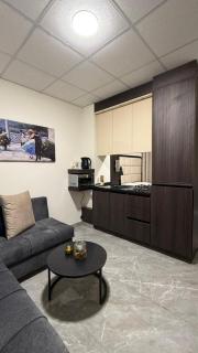 one bedroom suite - 1