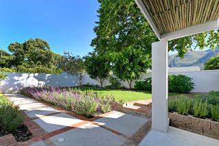 The Farm Cottage - 7