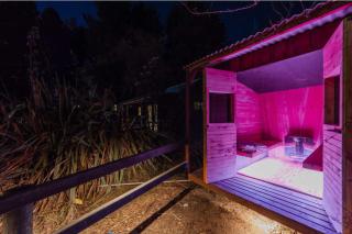 Meteor Suite for 3 - Parking Kitchenette - 8