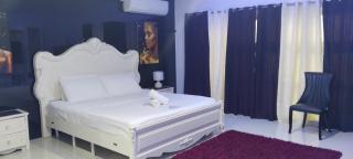 Jack Kandi Grosvenor Square - 4