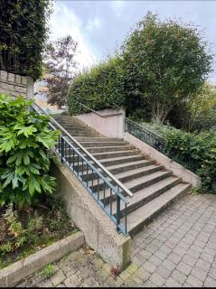 Private Sandyford 2-Bed Apt nr Business Park & M50 - 1