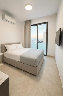 Sunrise Pearl - 2 min walk to Sirena Bay - 9