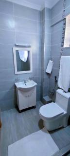 Hays Suites Hotel - 1