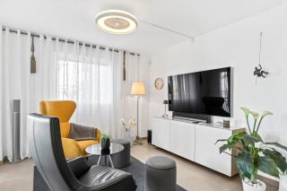 Sea View And Luxury On The Beach - 5