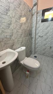 Chambre avec salle de bain privative - 6