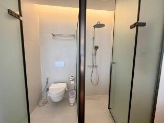 Elegant Beachside Retreat Modern Stay Pool Bar - Layan Beach - 4