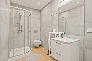 Central Platinum Apartments 24 - 5