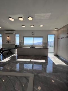 שושנת מטולה - 8