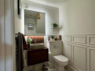 Stamford 3 bed I Luxury I Heart of Stamford I by Belmont Places - 5