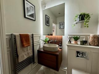 Stamford 3 bed I Luxury I Heart of Stamford I by Belmont Places - 1