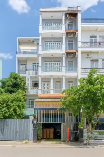 Khách Sạn Đông Sen - 0