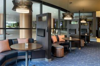 Courtyard by Marriott Redwood City - 4