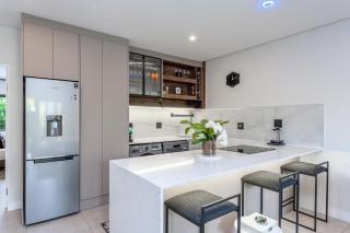 Apartment in Sandton - 4