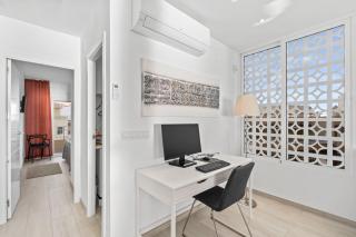 100 Beach Seaview - 2