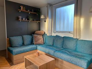 Chalet Aventura 1-6 pers- 3 slaapk- 2 badk- Berging- Inchecken al vanaf 13 uur - incl gebruik koffie en thee - 7