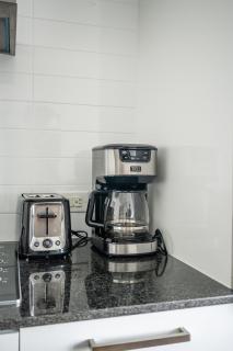 Lake view Studio Condo High Floor Downtown Toronto - 4