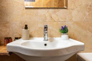 Vacation Home in Starosel Pool & Spa - 9