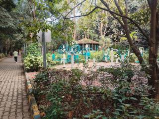 Corner apartment, 2BHK with good privacy, parking - 1