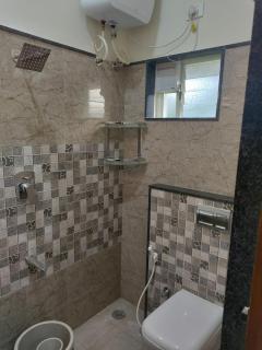 Corner apartment, 2BHK with good privacy, parking - 9