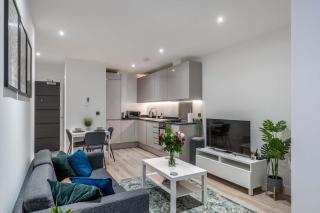 Stylish 1 bed apartment in Central Solihull - 3