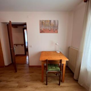 Conveniente, tranquilla con parcheggio - 2