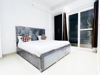 Hotel 24 Stay - Near Max Hospital - 1