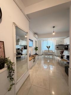 Marc Luxury Apartments Palas Mall Area with Parking - 4