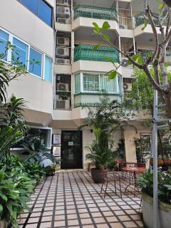 Heart of Chiangmai l Nimman l Easy going l at Huto - 1