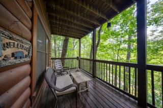 Relax & Play! Cabin with Hot Tub and Pool Table - 8
