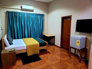 Ghouse - Ideal For Friends - family And Corporate - 4