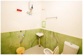 Ayodhya Railway Jucation Road Hotel Rathore P Guest House Near Shree Ramjanmbhumi Temple 1400m - Free Wi-fi and Parking Facilities - Fully Air conditioning Comfortable Room - Affordable Hotels at Prime Location - 6