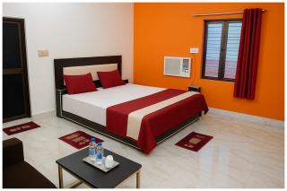 Ayodhya Railway Jucation Road Hotel Rathore P Guest House Near Shree Ramjanmbhumi Temple 1400m - Free Wi-fi and Parking Facilities - Fully Air conditioning Comfortable Room - Affordable Hotels at Prime Location - 0