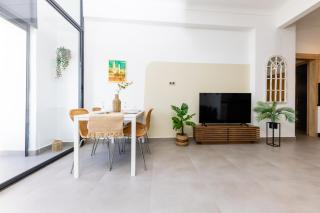 Cozy 2 BR Medina Central - Cathedral View - 3