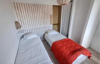 One Bedroom Awesome Apartment In Carnac - 1