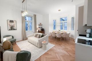 Bel Étage - 4BR Superior Family-Suite with AC - City Centre - 8