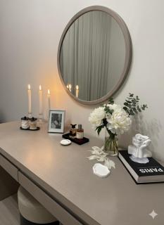 Elegant 1BR in Yas Island with Spacious Balcony ,Amazing Theme Park Views - 8