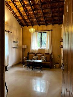 Solaya Living - Boutique Holiday Home - 1 min to the beach - 1