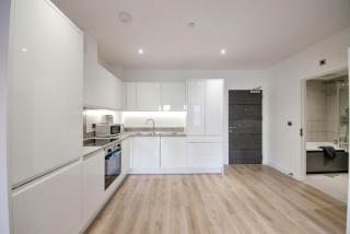 Sophisticated 2 Bedroom apartment in Solihull NEC - 8