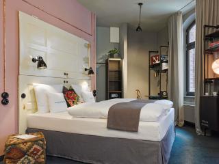 25hours Hotel Altes Hafenamt - 2