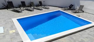 KRK, VILLA SOTTOVENTO WITH POOL, 8p - 1