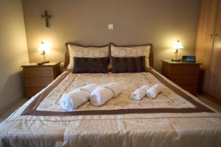 Neossia - Tripoli City Escape - 0