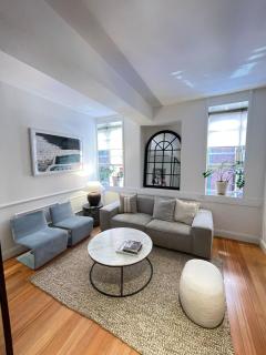 Tara, Art deco chic, Elizabeth Bay - 0