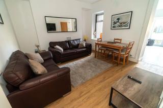 Ravenhill Four-Bed Retreat - 4