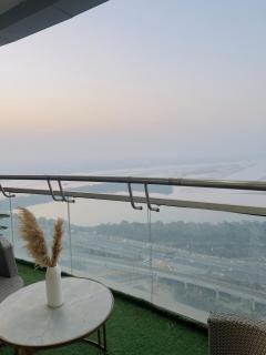 The Beige Haven 30th Floor Supernova Studio - 1