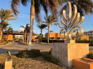 Luxury Chalet in Mountain View 2 , El-Sokhna with Sea View , Pool View and Garden View Families Only "Heated Pool" - 9