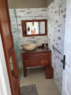 Appartement lumineux avec terrasse à Les Trois-Îlets - 5