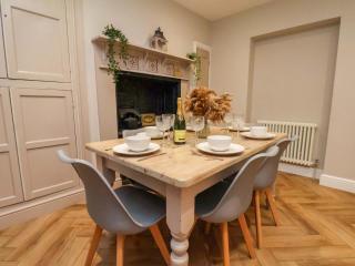 59 Moorland Road - 4