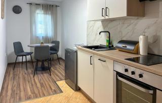 Lovely Apartment In Vir With Wifi - 9