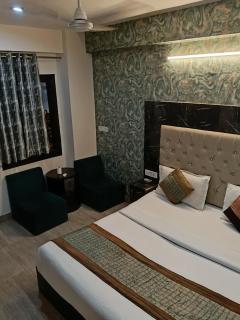 Serene Square - New Delhi - 2